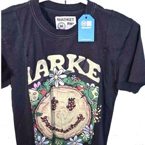 Chinatown MARKET REWORKED 4 PANEL TSHIRT Size Small